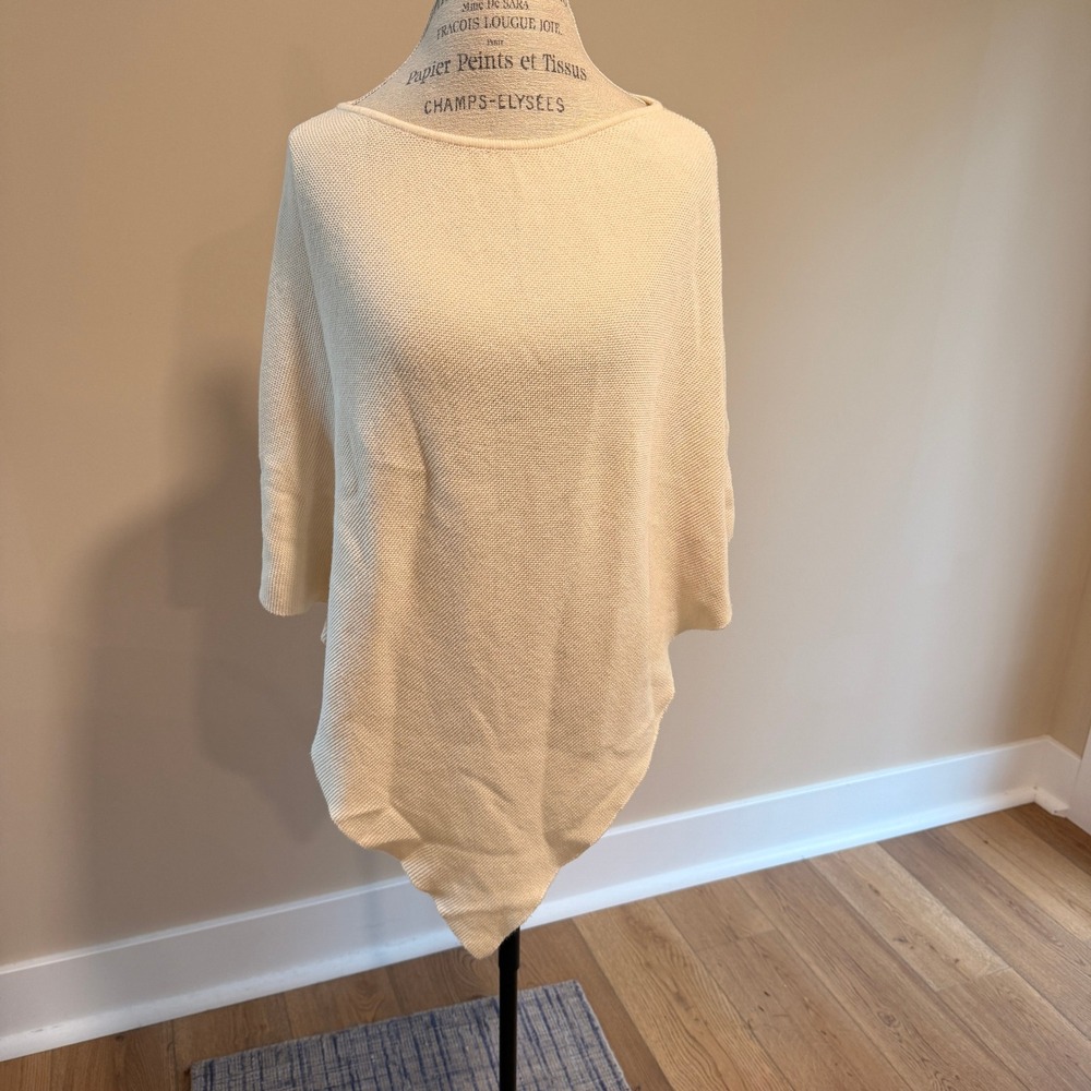 Novica‎ Women's Cream V Shape Poncho One Size